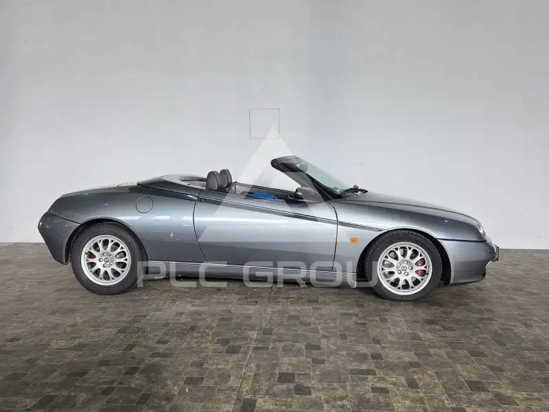 2002 Alfa Romeo Spider