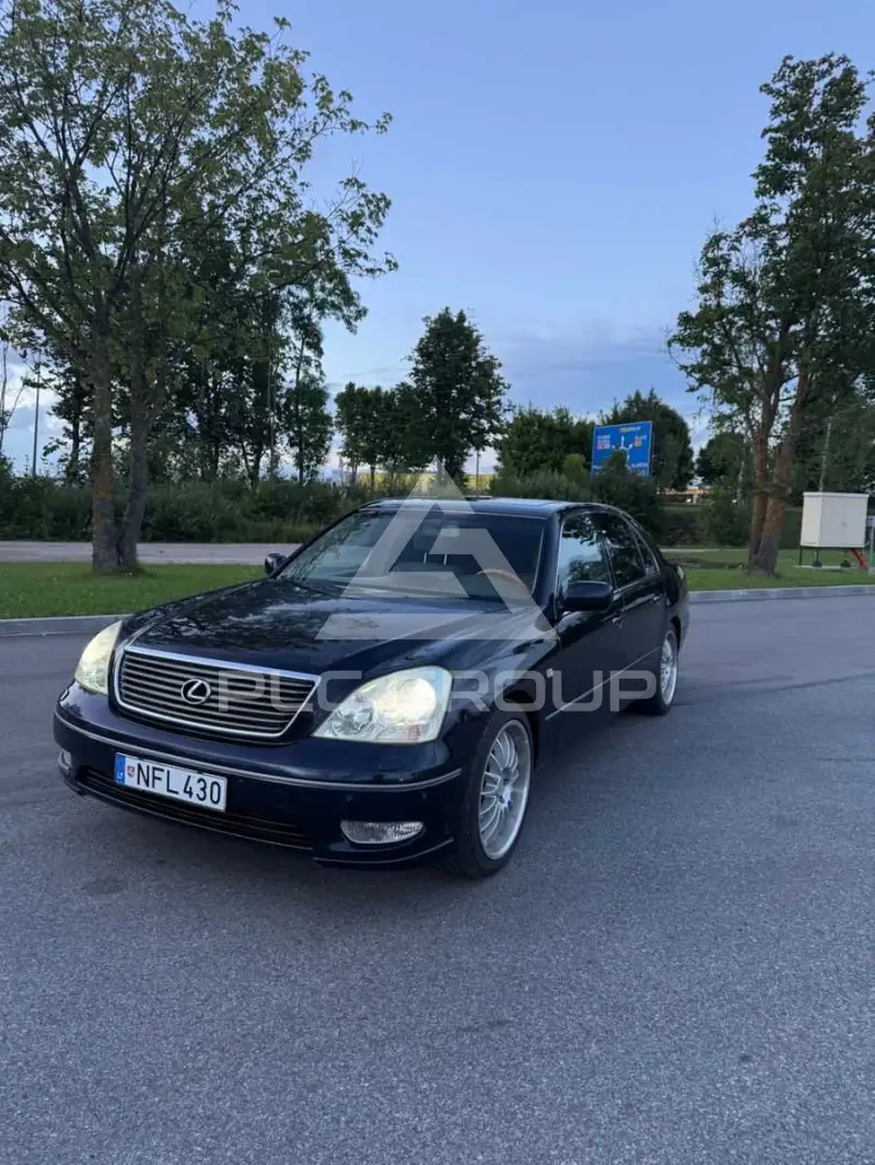 2002 Lexus LS430