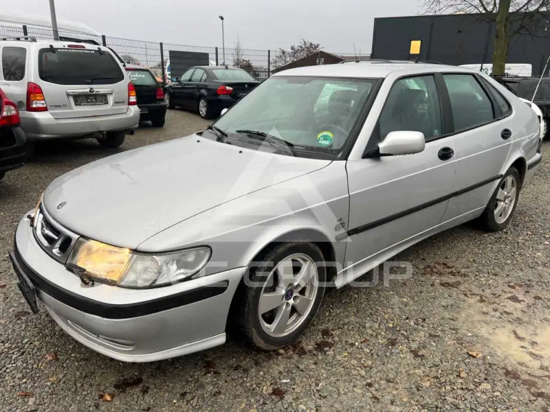 2002 SAAB 9-3