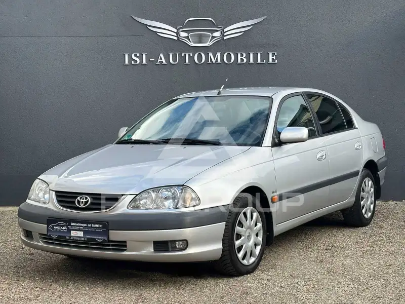 2002 Toyota Avensis