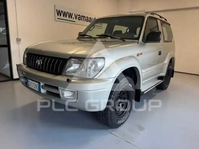 2002 Toyota LAND CRUISER