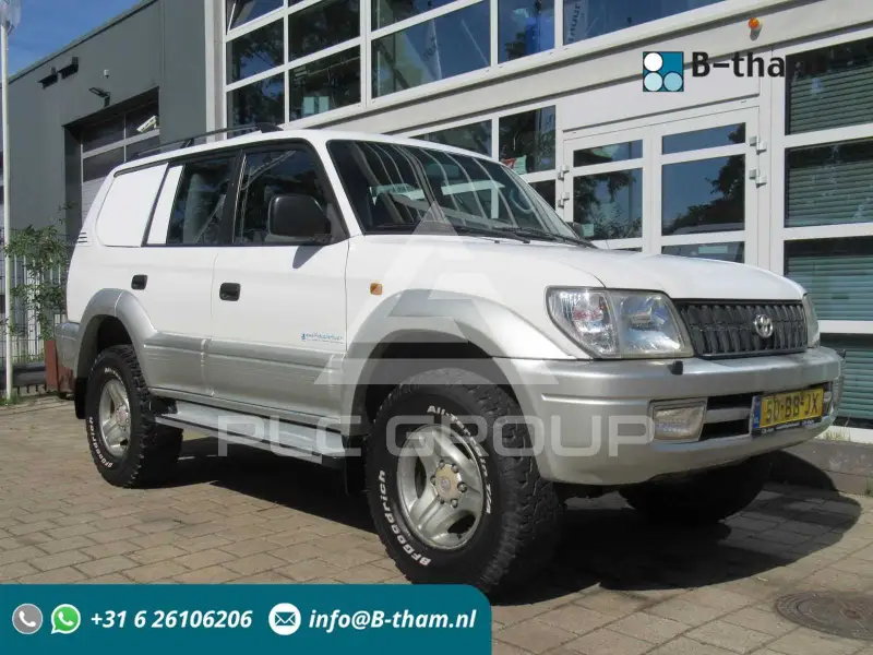 2002 Toyota LAND CRUISER