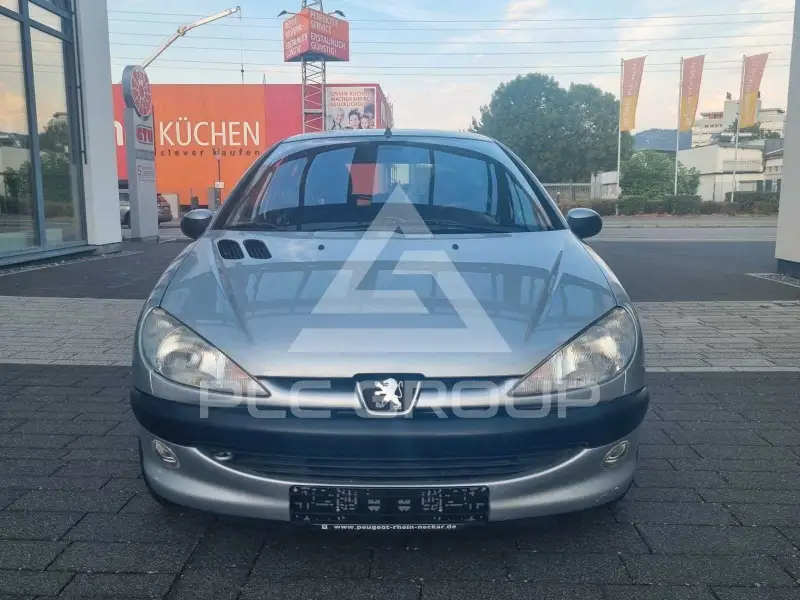 2002 Peugeot 206