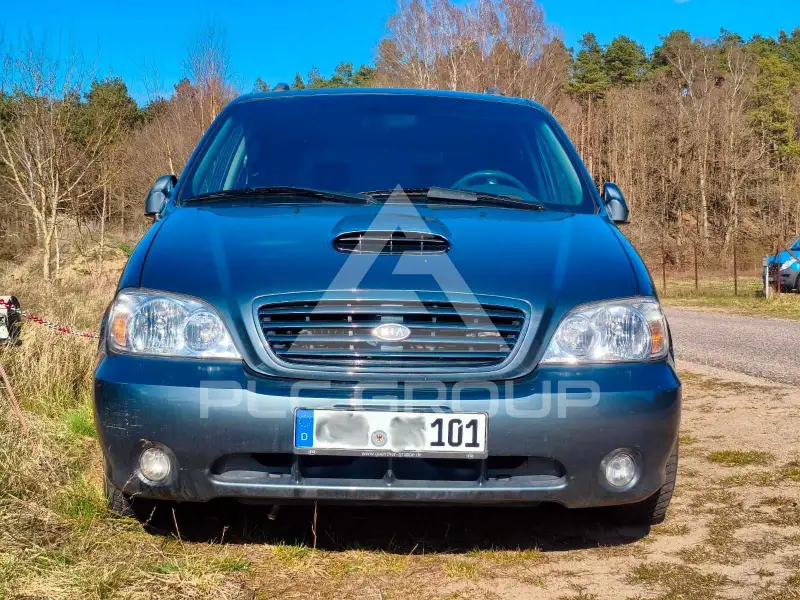 2002 KIA Carnival