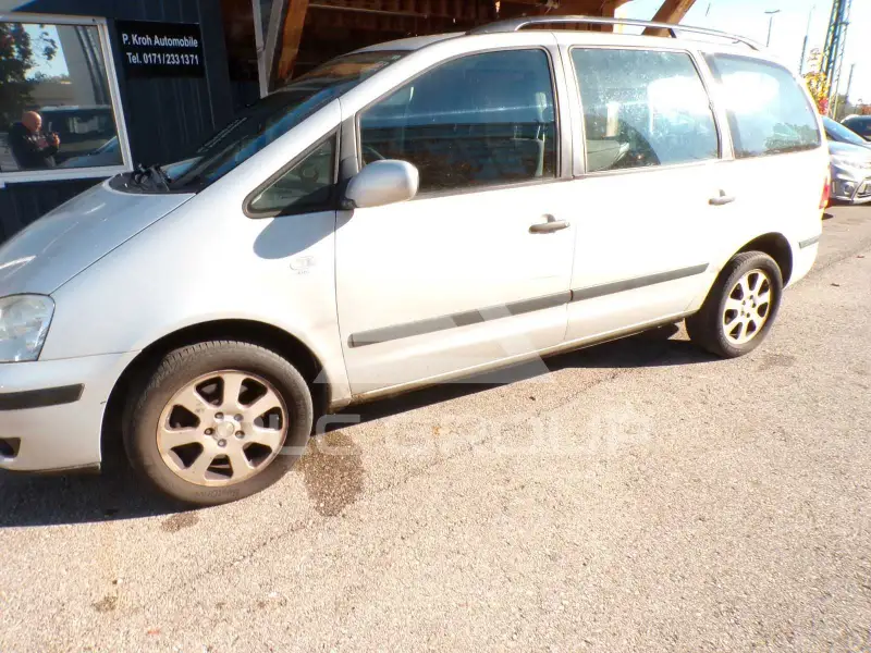 2002 Ford GALAXY
