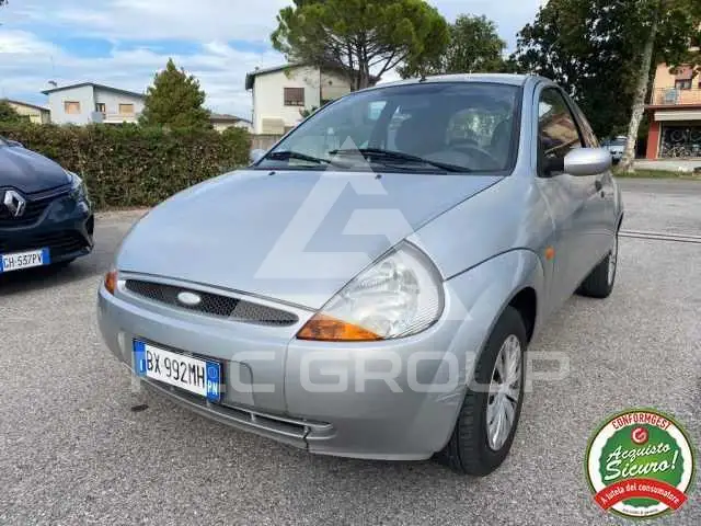 2002 Ford KA