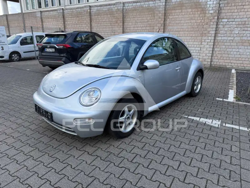 2002 Volkswagen BEETLE