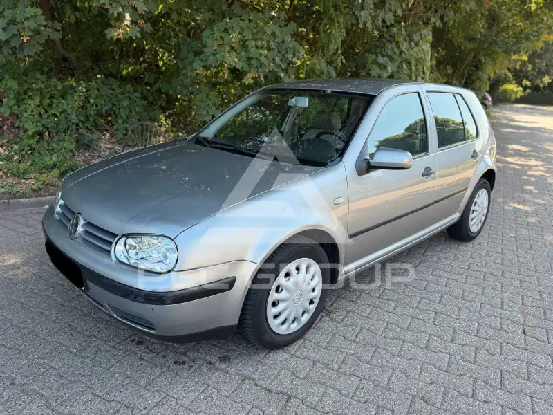 2002 Volkswagen GOLF
