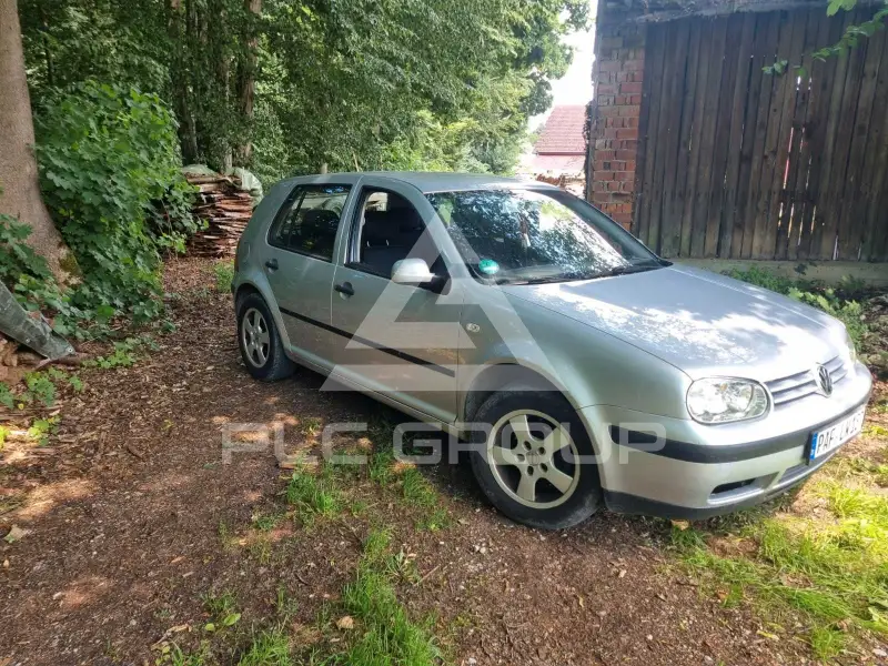 2002 Volkswagen GOLF