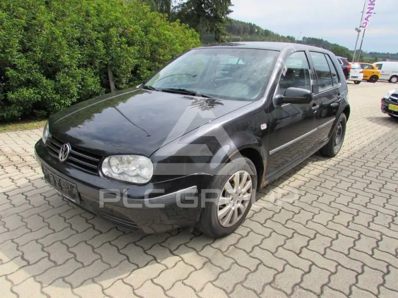2002 Volkswagen GOLF
