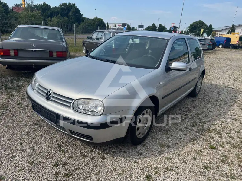 2002 Volkswagen GOLF