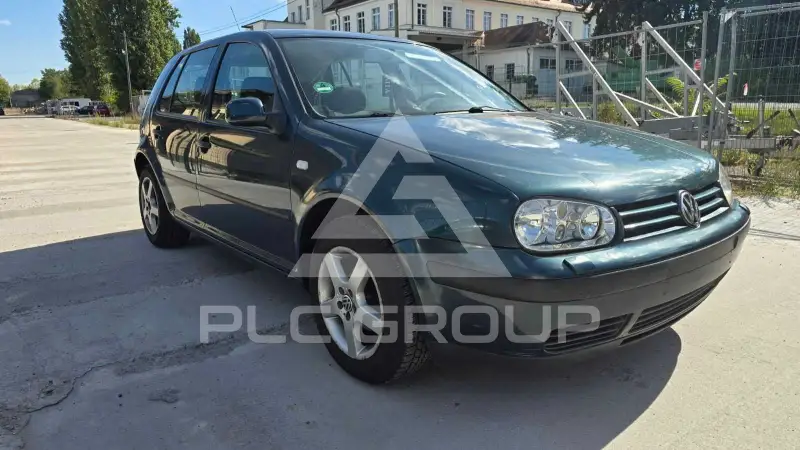 2002 Volkswagen GOLF