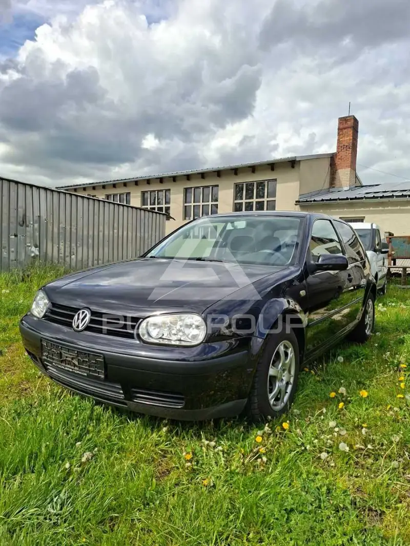 2002 Volkswagen GOLF