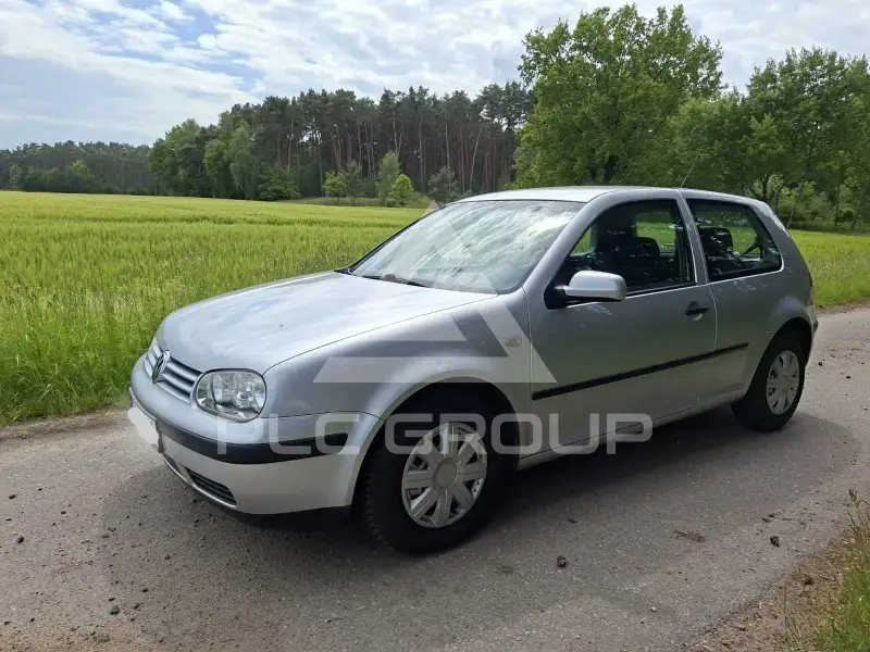 2002 Volkswagen GOLF