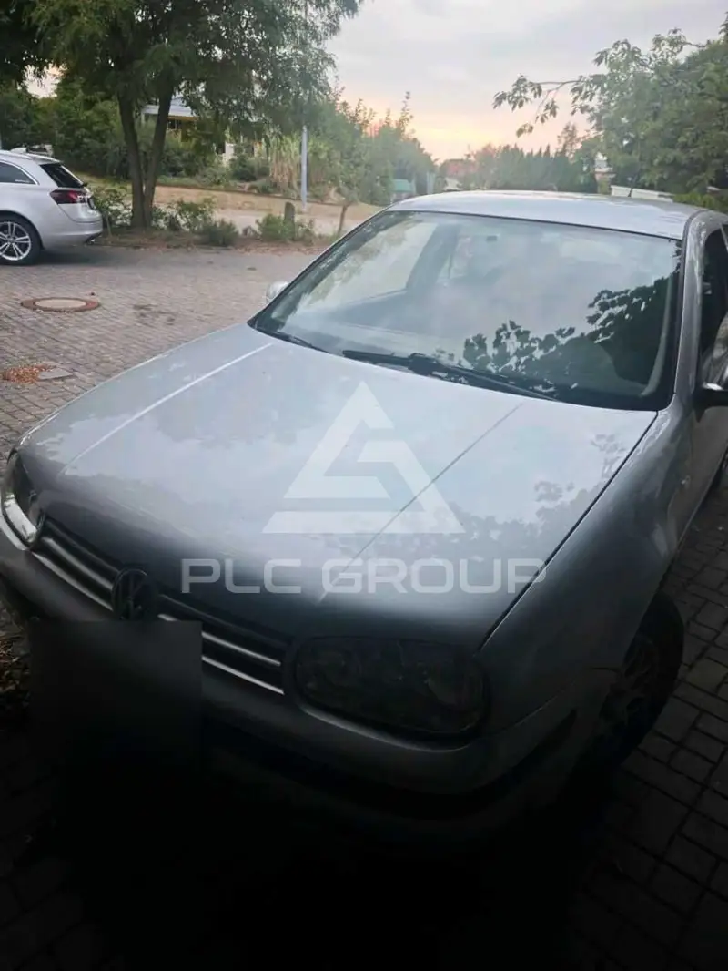 2002 Volkswagen GOLF