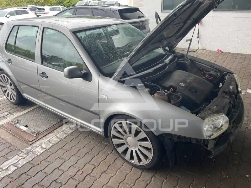 2002 Volkswagen GOLF
