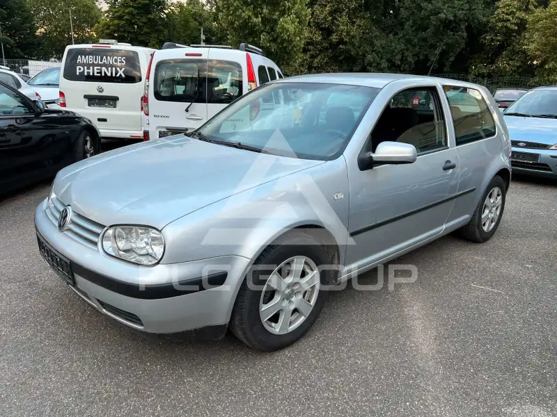 2002 Volkswagen GOLF