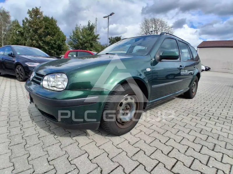 2002 Volkswagen GOLF