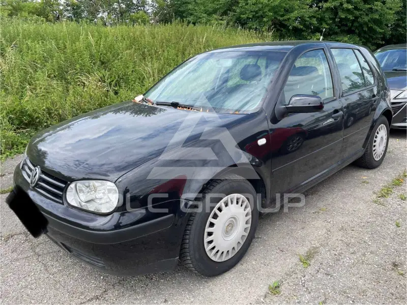 2002 Volkswagen GOLF