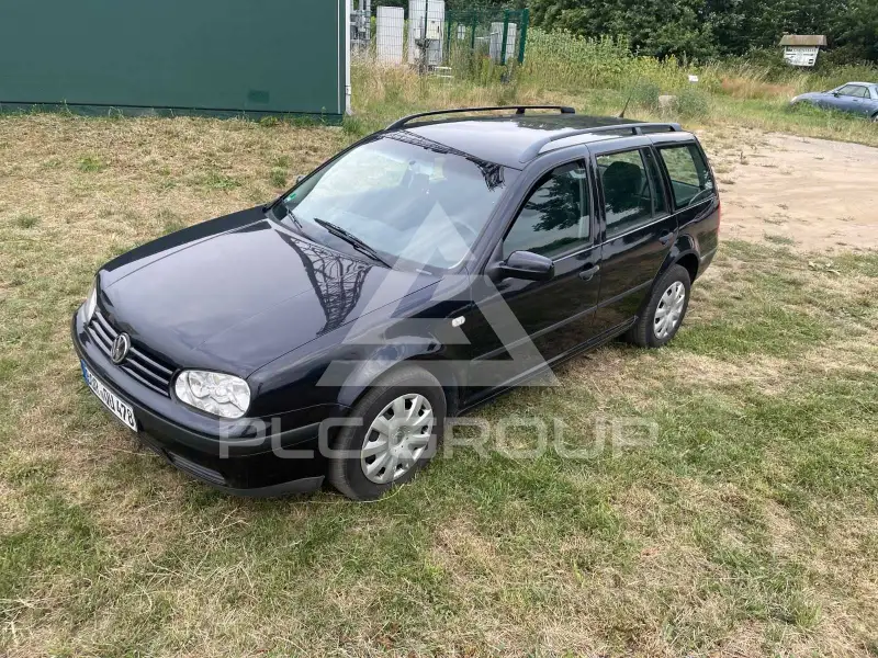 2002 Volkswagen GOLF