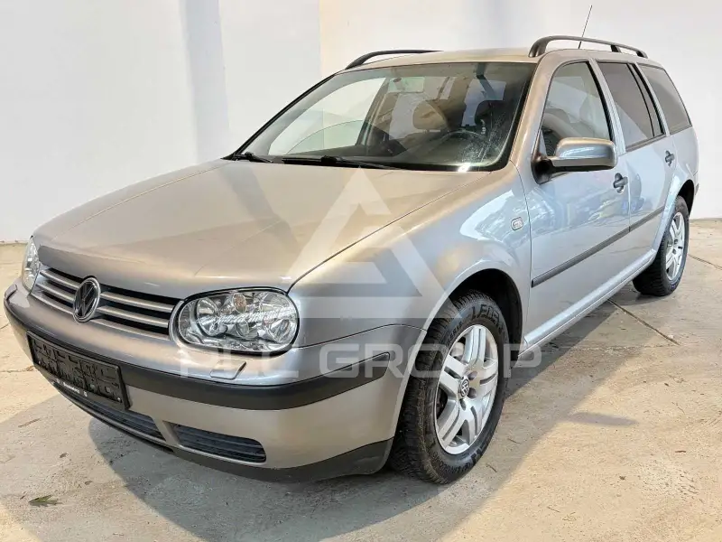 2002 Volkswagen GOLF