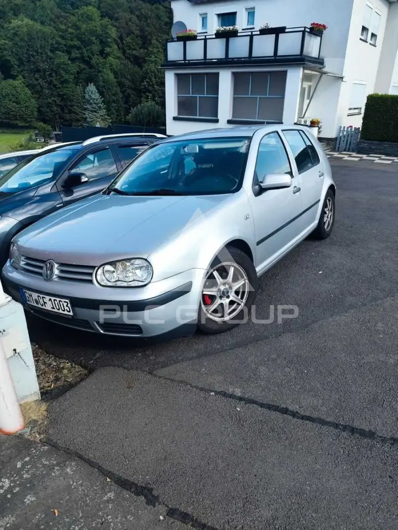 2002 Volkswagen GOLF