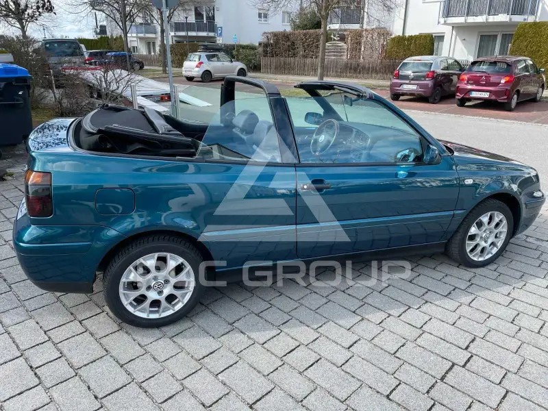 2002 Volkswagen GOLF