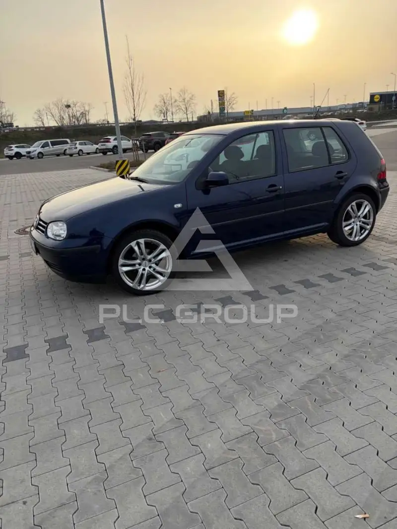 2002 Volkswagen GOLF