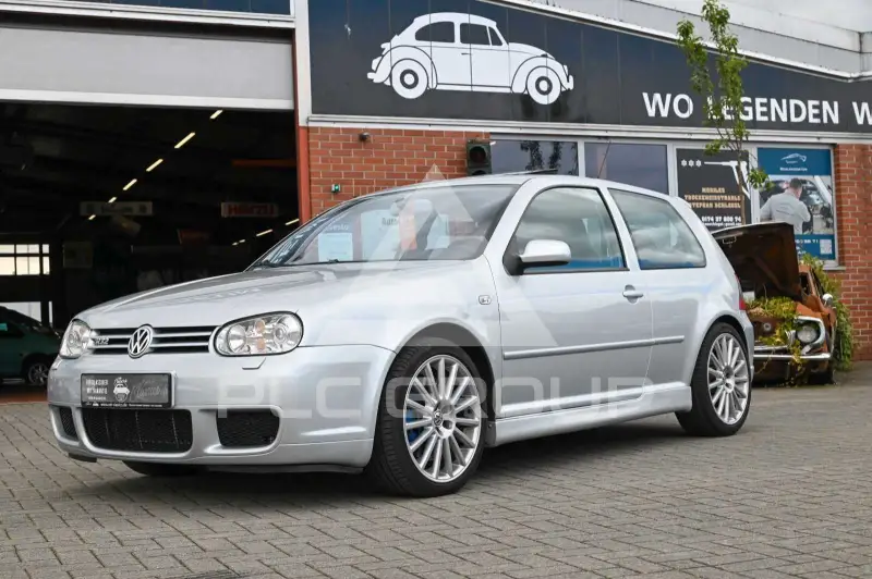2002 Volkswagen GOLF