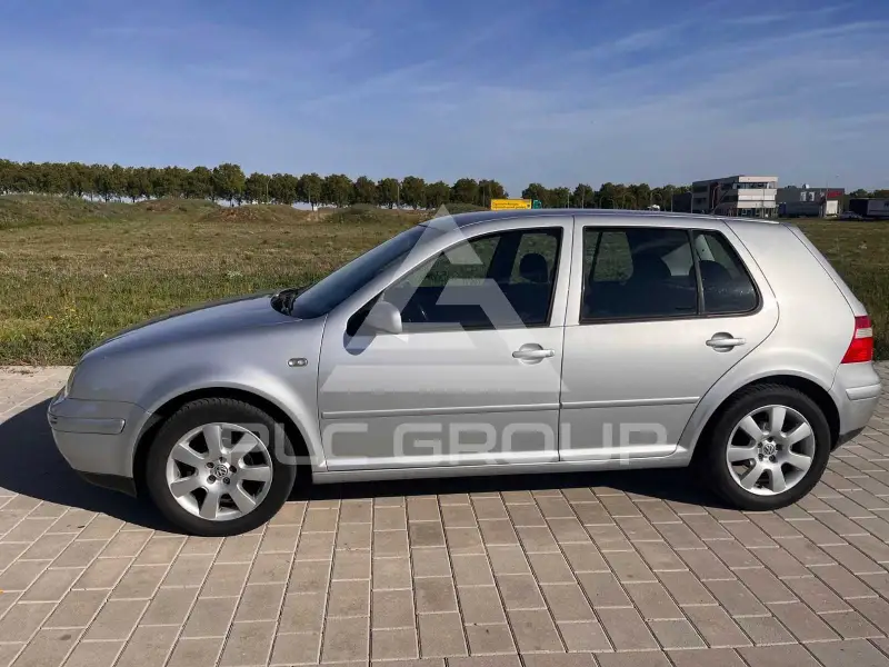 2002 Volkswagen GOLF