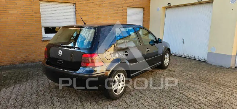 2002 Volkswagen GOLF