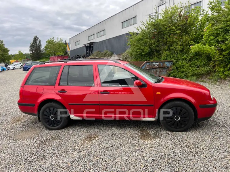 2002 Volkswagen GOLF