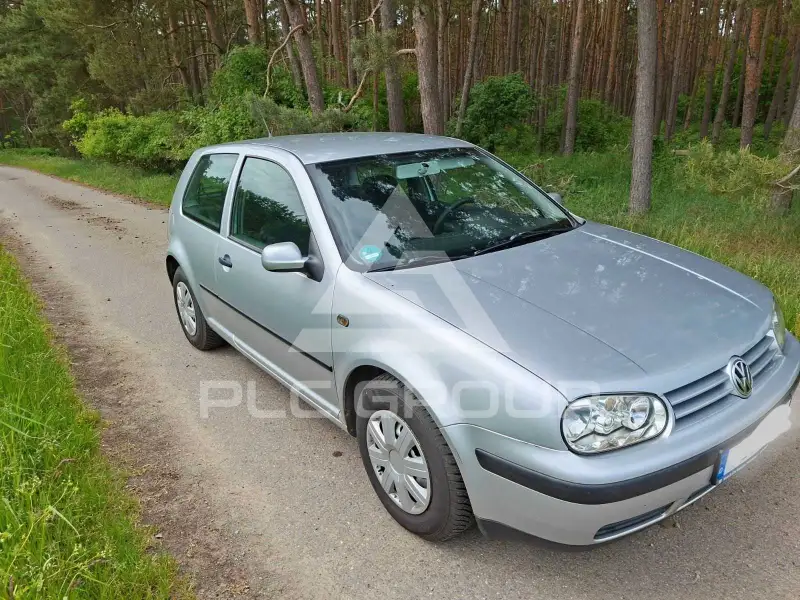 2002 Volkswagen GOLF