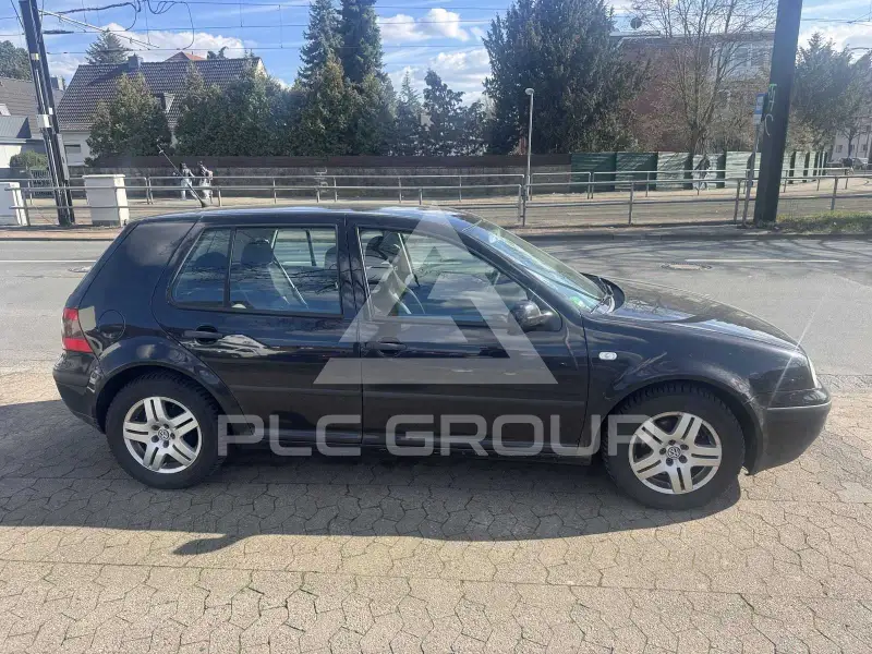 2002 Volkswagen GOLF