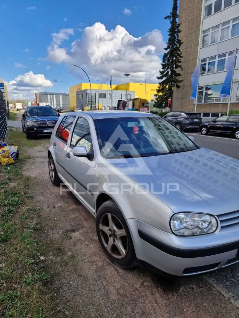 2002 Volkswagen GOLF
