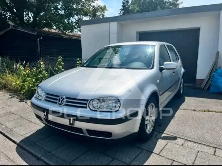 2002 Volkswagen GOLF