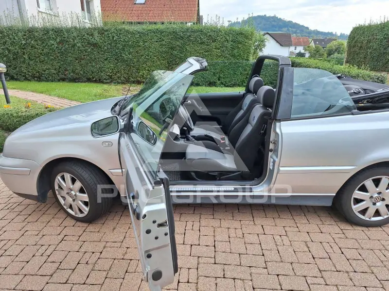 2002 Volkswagen GOLF