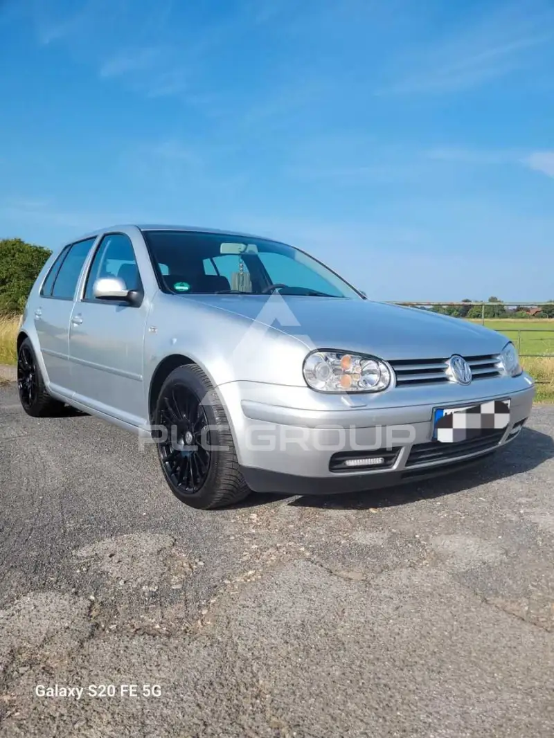 2002 Volkswagen GOLF