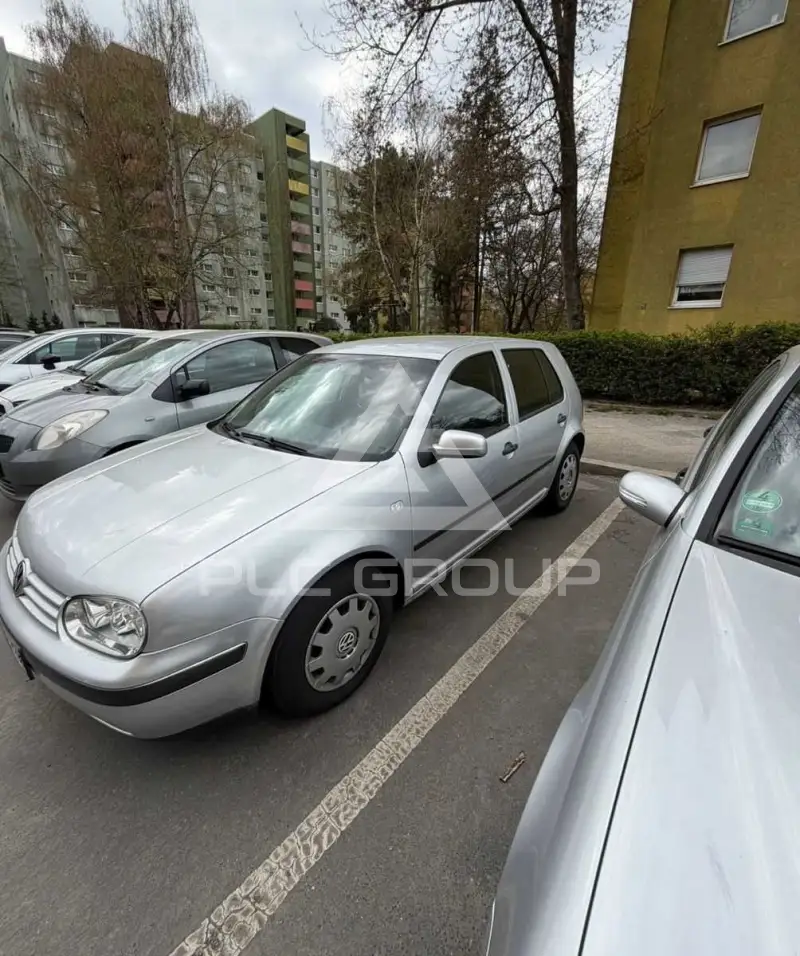 2002 Volkswagen GOLF