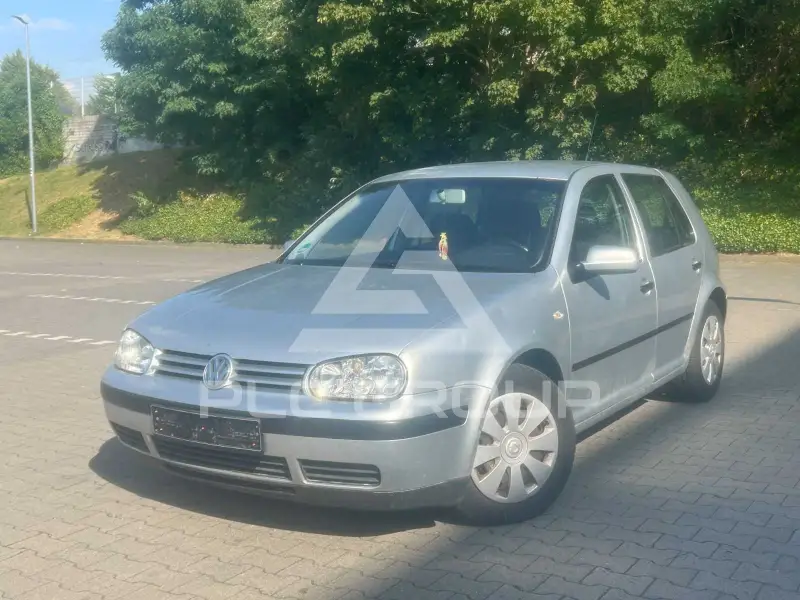 2002 Volkswagen GOLF