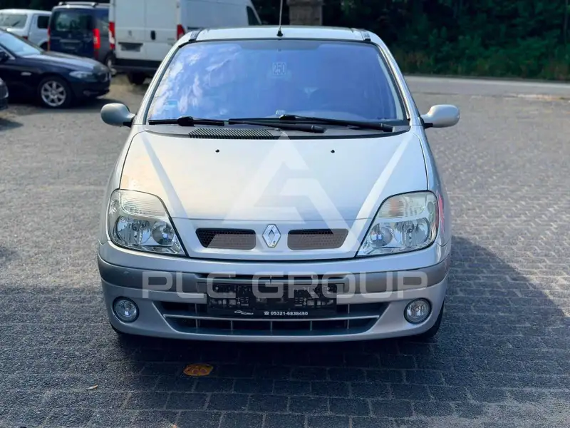 2002 Renault Scenic