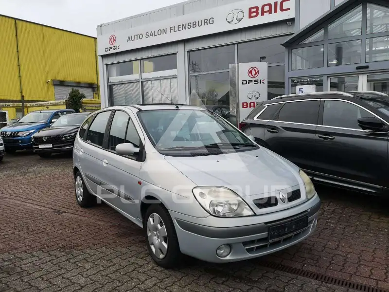 2002 Renault Scenic