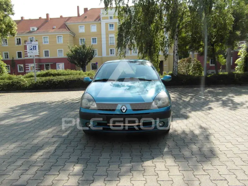 2002 Renault Clio