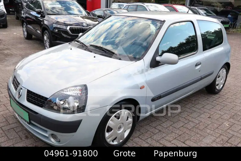 2002 Renault Clio