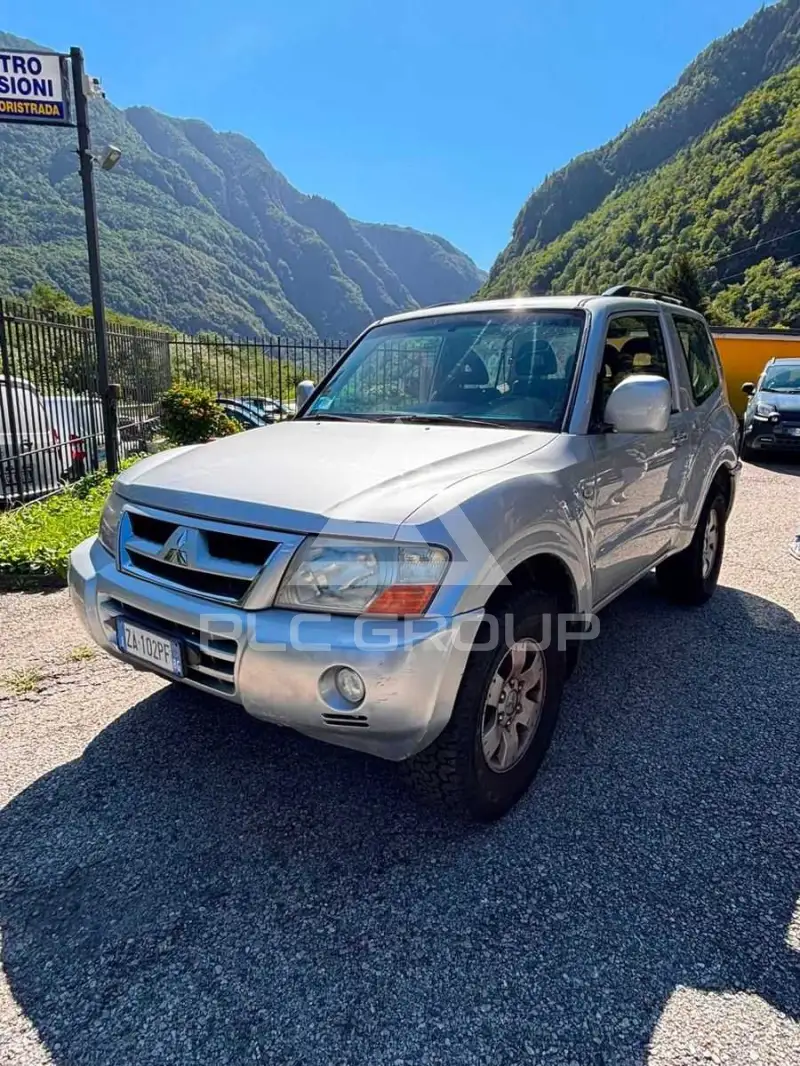 2003 Mitsubishi PAJARO