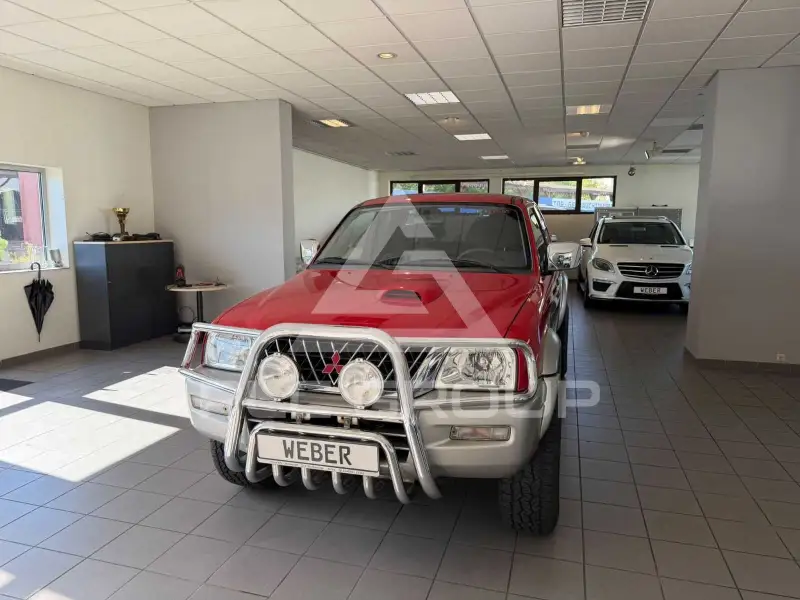 2003 Mitsubishi L200
