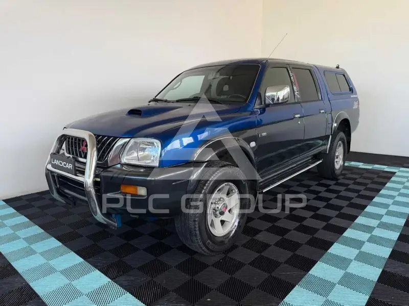 2003 Mitsubishi L200