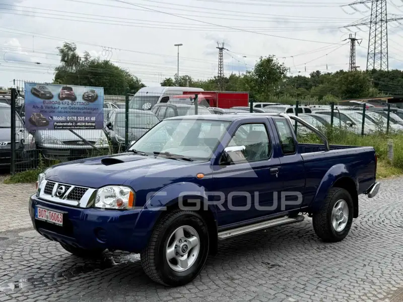 2003 Nissan Navara
