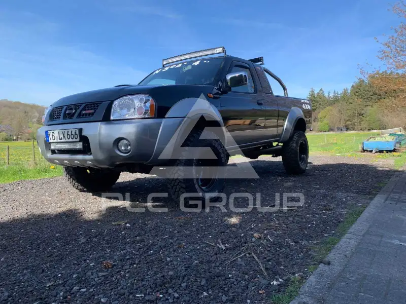 2003 Nissan Navara