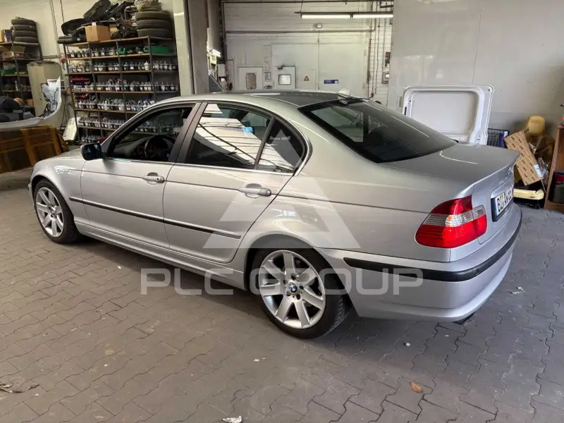 2003 BMW 325